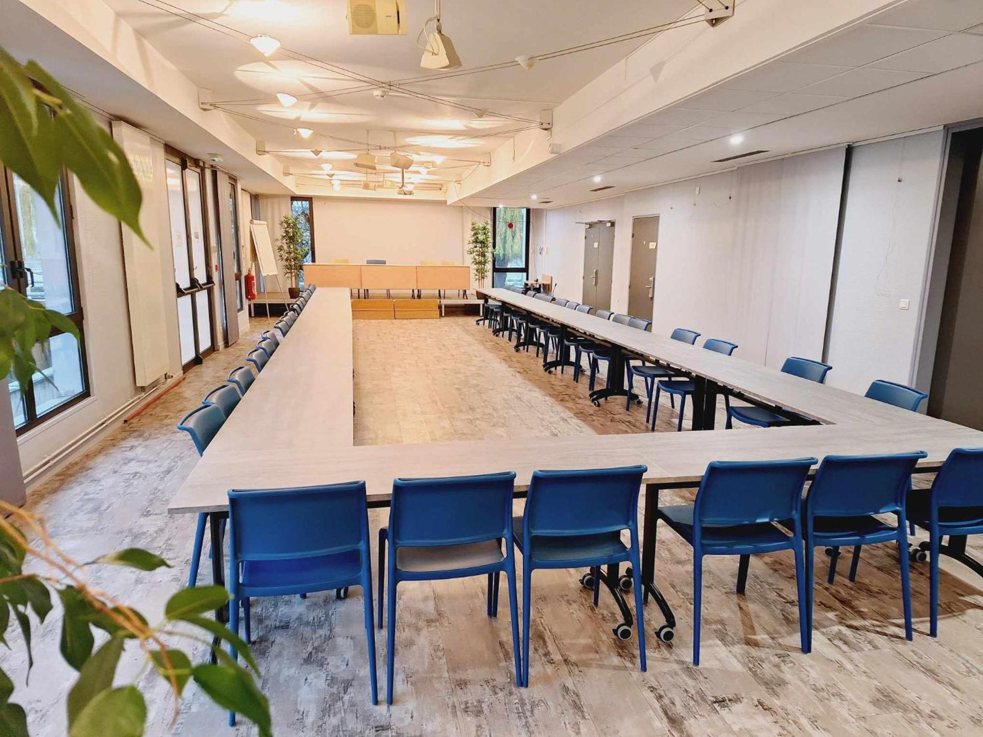 Cis De Champagne - Ethic Etapes Hotel Реймс Екстериор снимка
