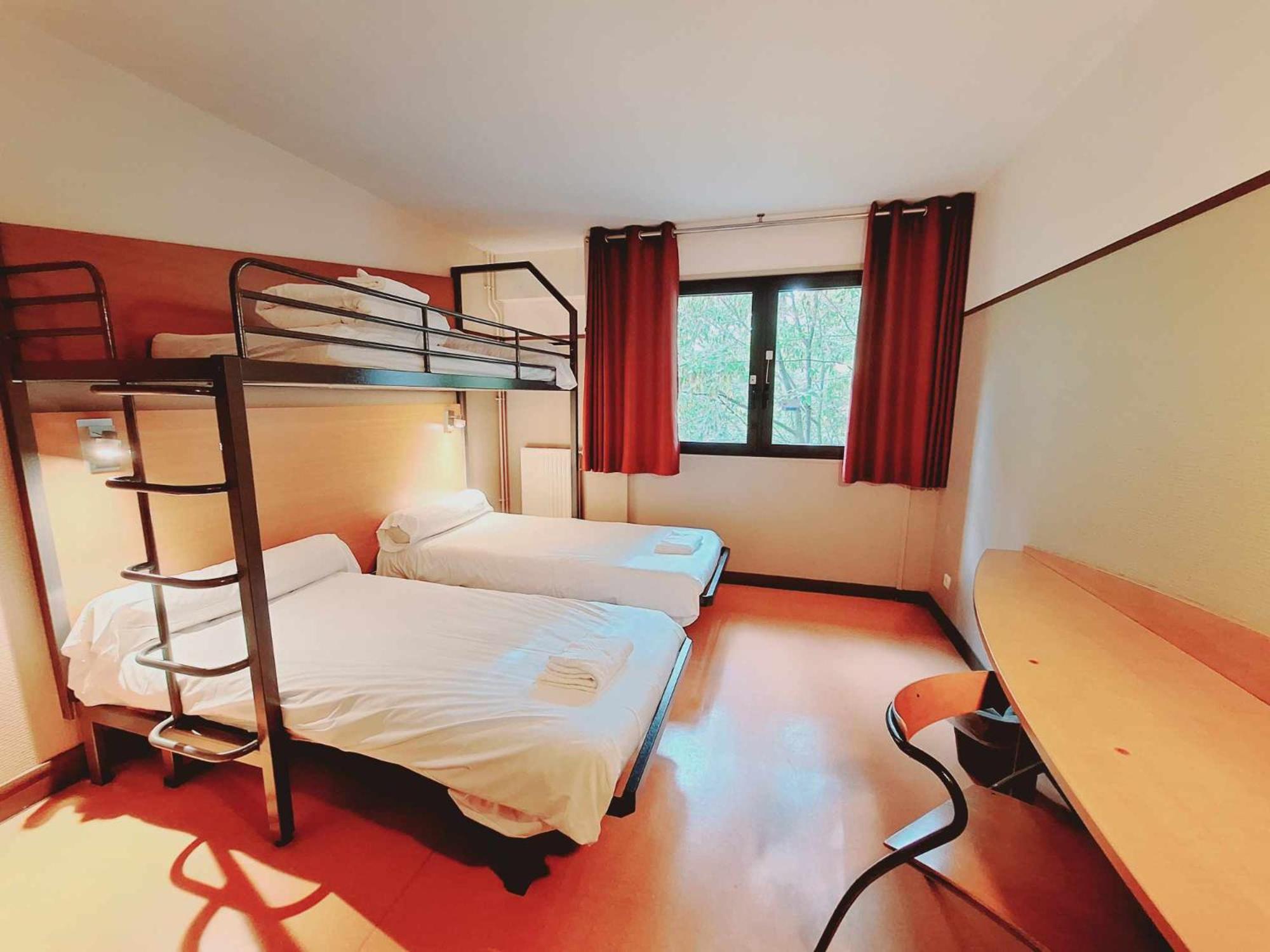 Cis De Champagne - Ethic Etapes Hotel Реймс Екстериор снимка